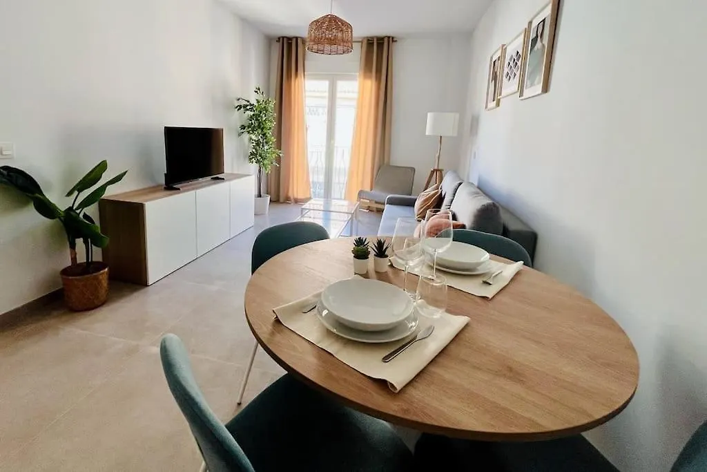 Lovely Apartment Close By City Center contacts
