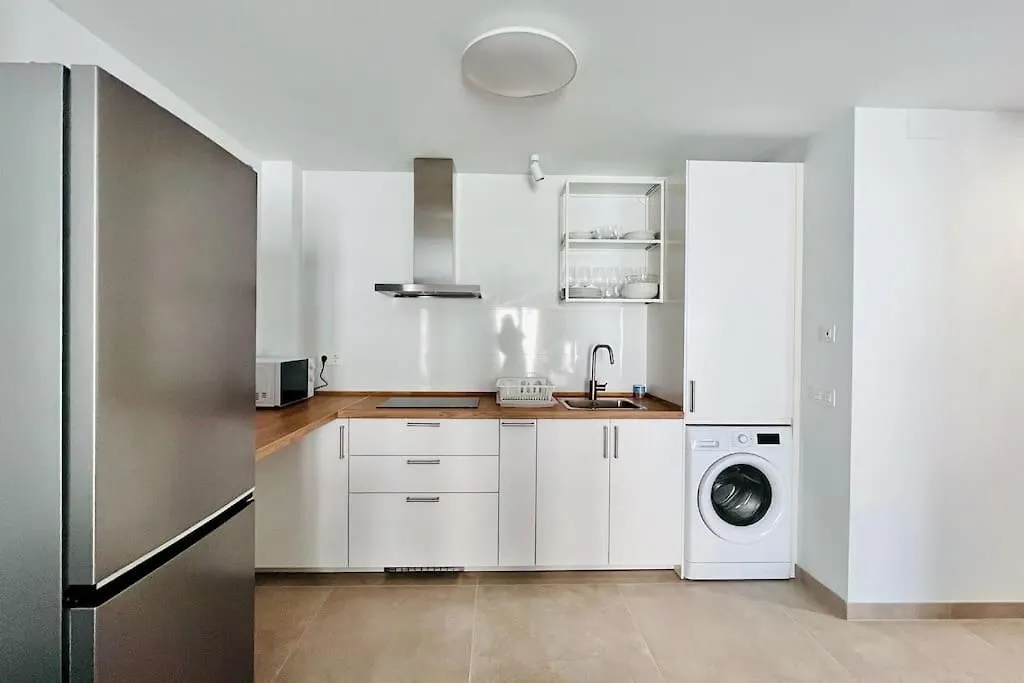 Lovely Apartment Close By City Center Malaga